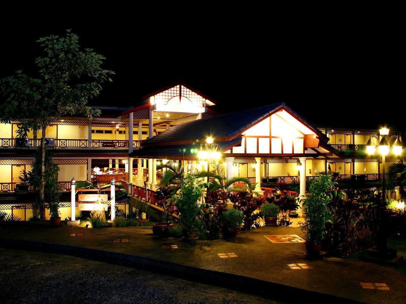 קאו לק Khaolak Sunset Resort - Adults Only - Sha Extra Plus מראה חיצוני תמונה